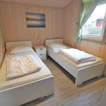 In Granzow At 500 M From The Lake Tatil Evi